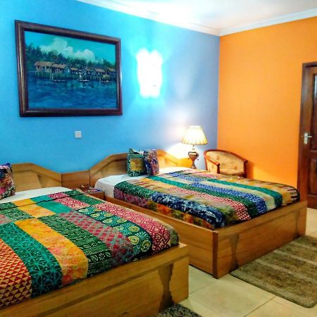 Alma House Hotel Accra Eksteriør billede