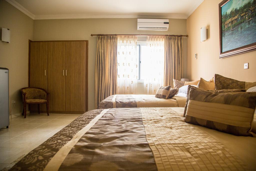 Alma House Hotel Accra Eksteriør billede