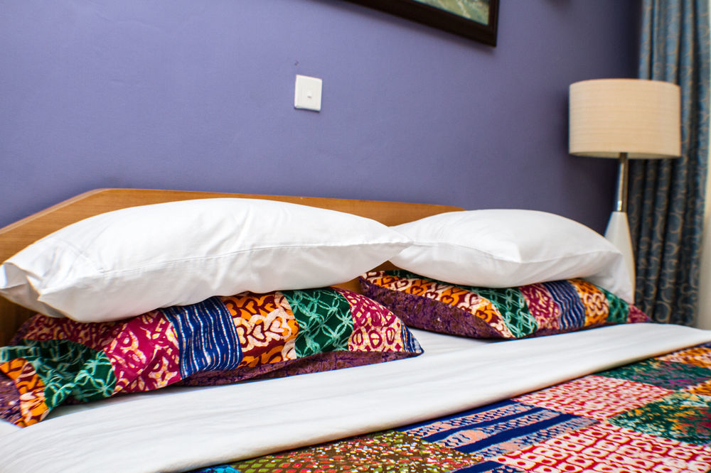 Alma House Hotel Accra Eksteriør billede