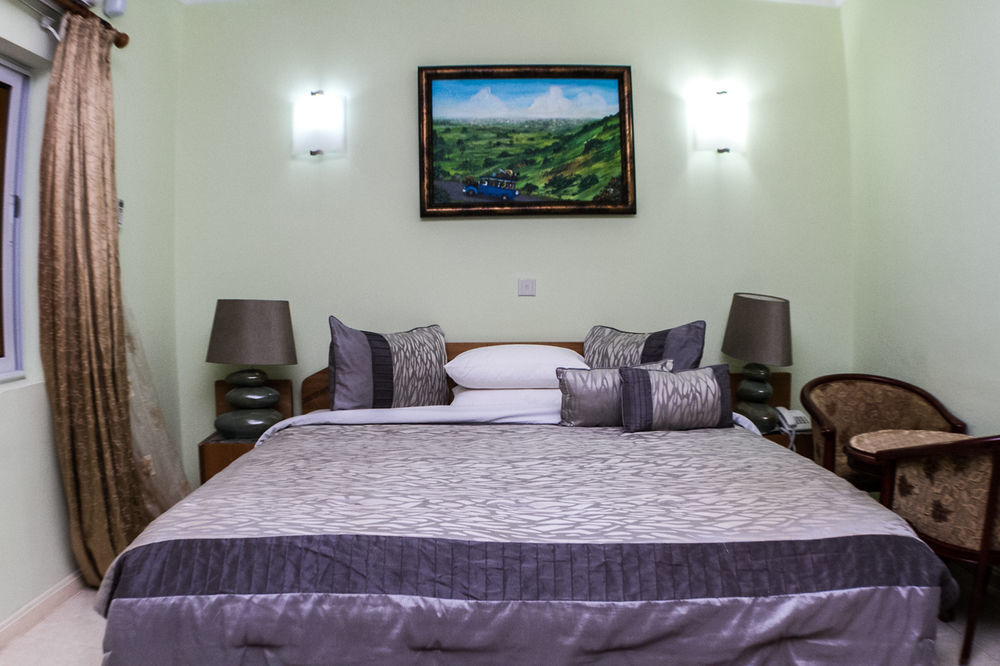 Alma House Hotel Accra Eksteriør billede