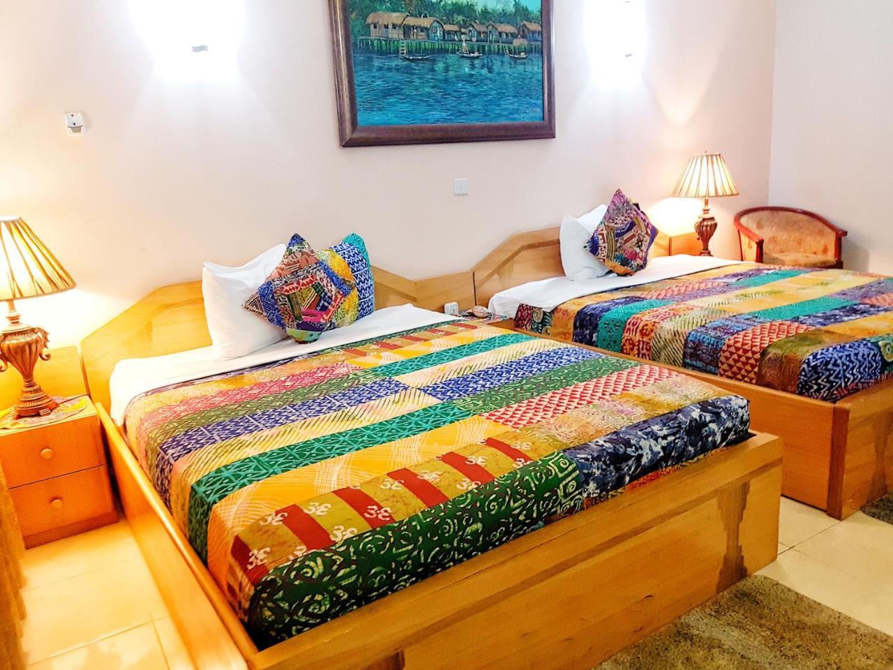 Alma House Hotel Accra Eksteriør billede
